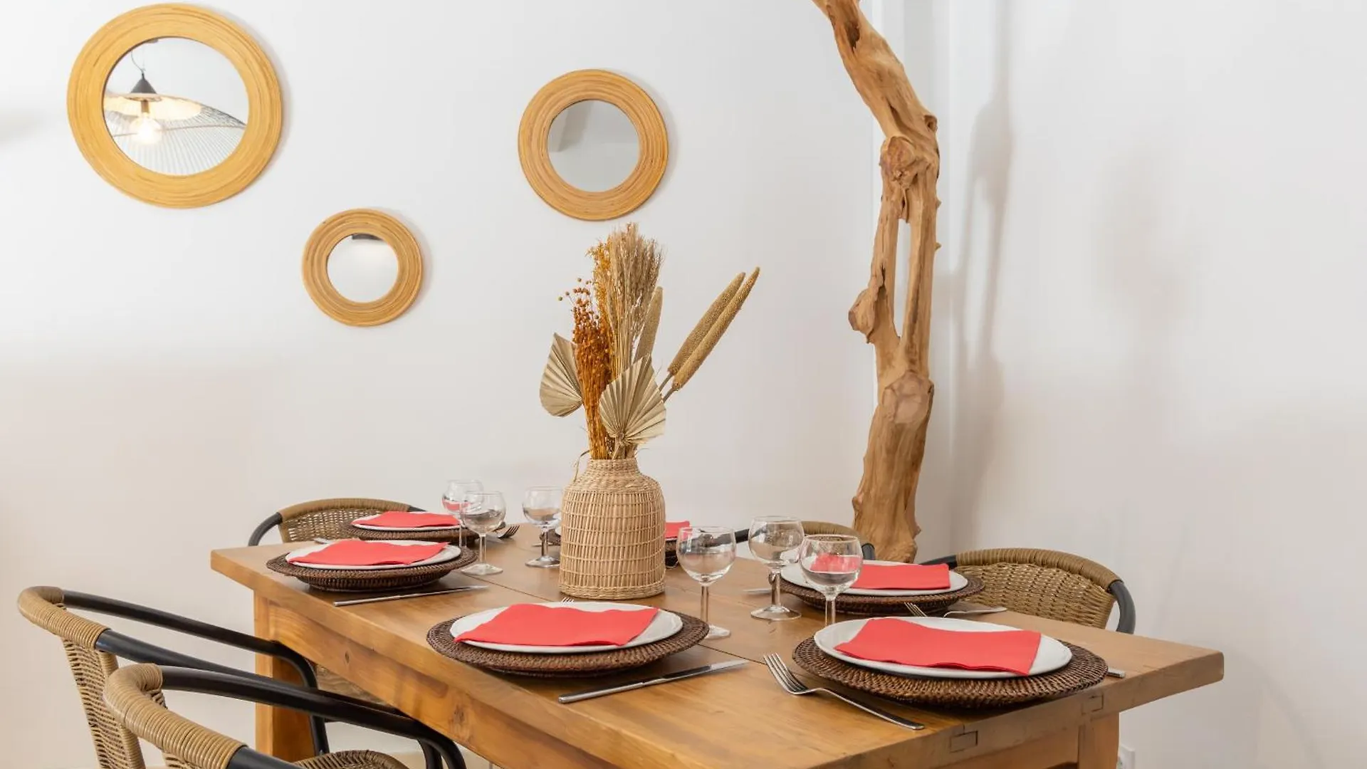 Gite Domaine De Meyrol Apartment Eyguieres France