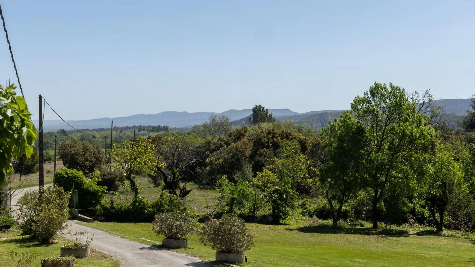 Gite Domaine De Meyrol Apartment Eyguieres France